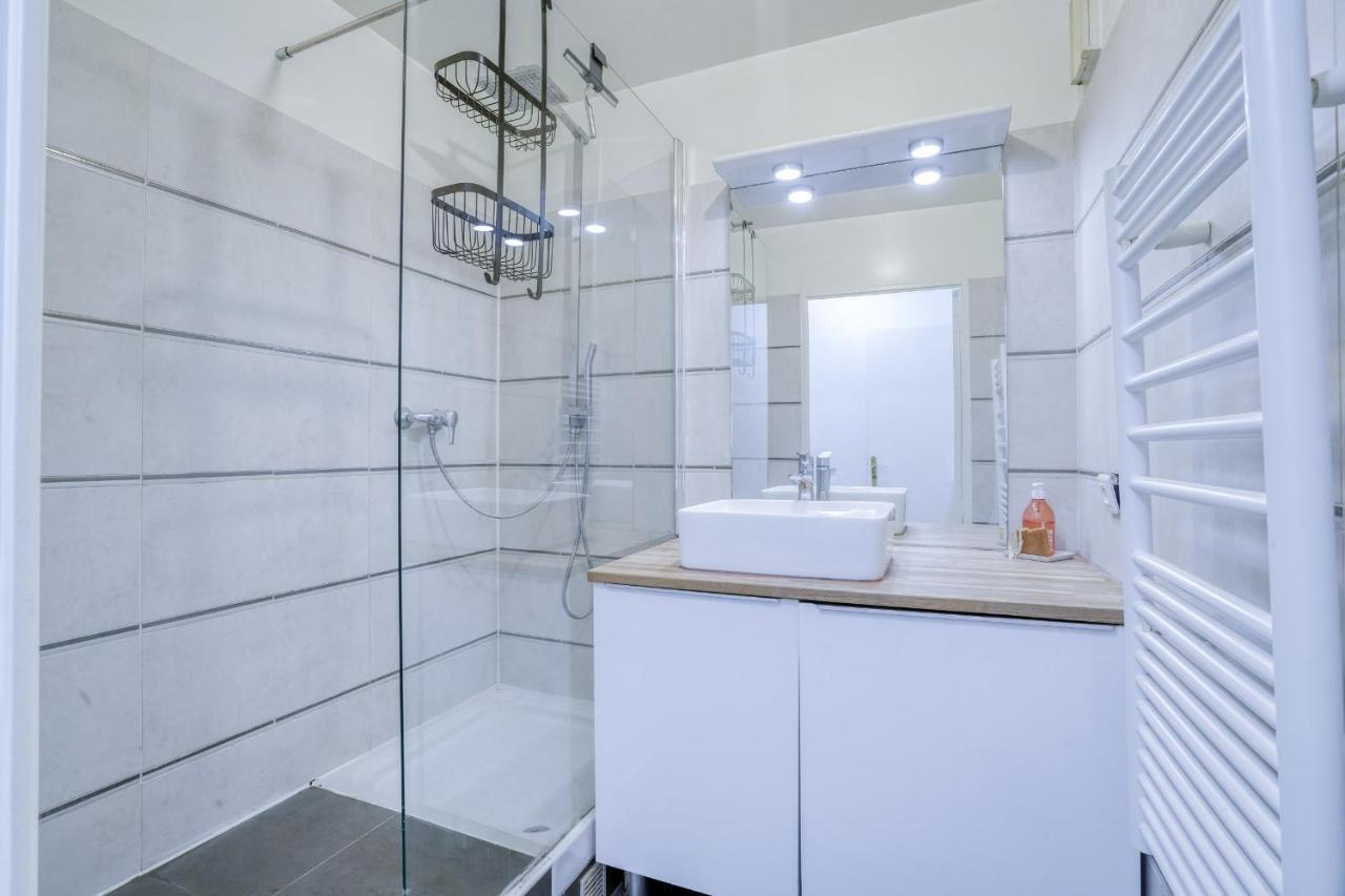 Magnifique Appart Stade De France Gare Terasse Paris 6 Pers Apartment Saint-Denis  Ngoại thất bức ảnh
